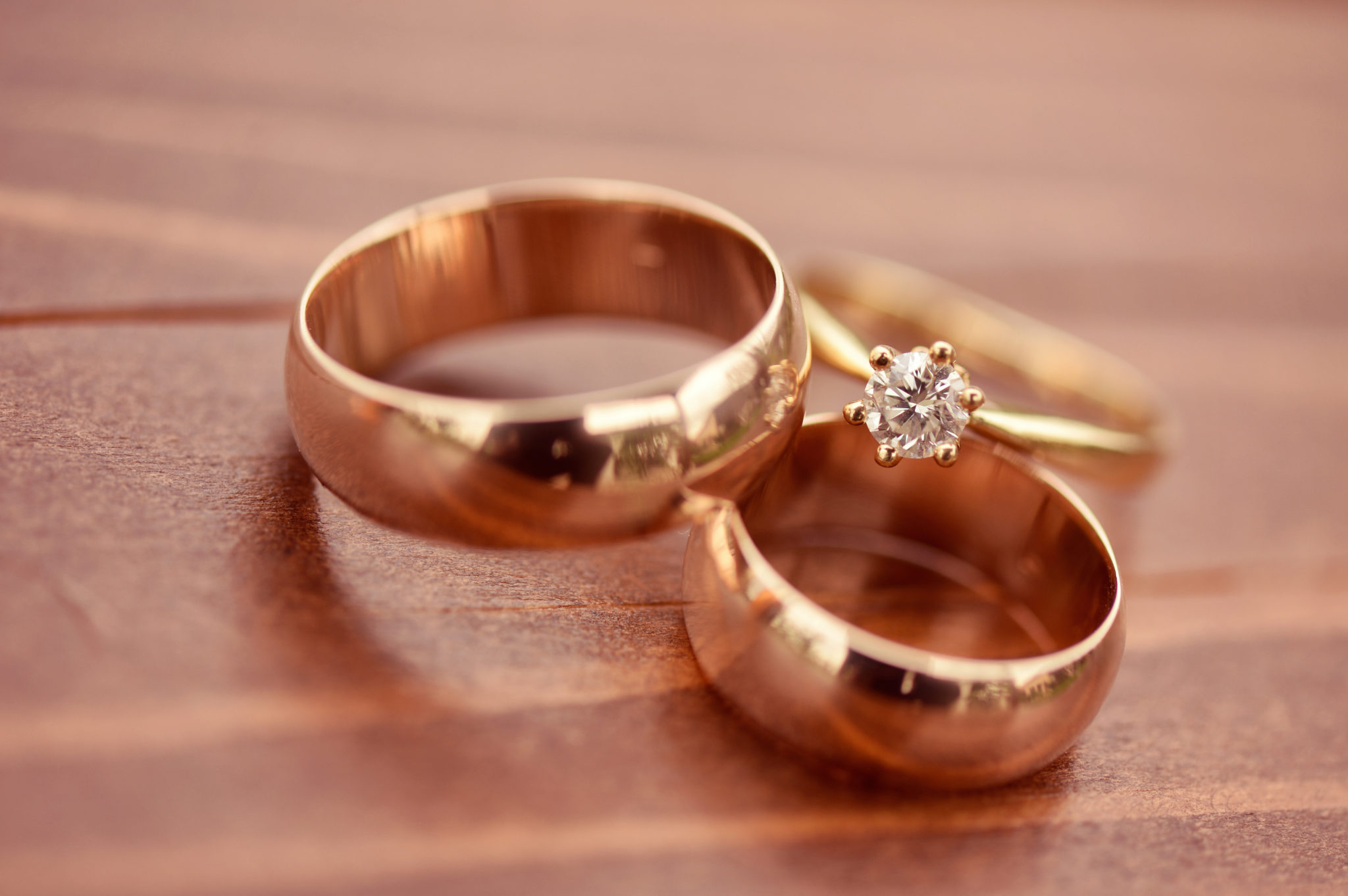 What Benefits You Can Get By Customizing Your Wedding Rings